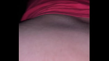 Marido fode esposa plugadinha de 4