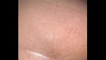 Marido fode esposa plugadinha de 4