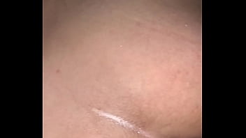 Marido fode esposa plugadinha de 4