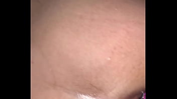 Marido fode esposa plugadinha de 4