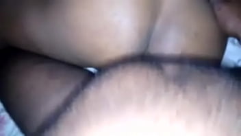 Comendo branquinha morena na roça