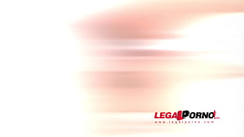 Skinny slut suzanne melo fucked & dp'ed by 5 guys sz869