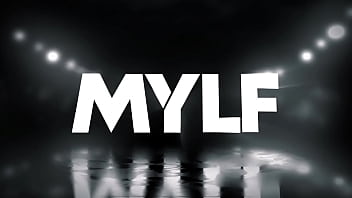 Pre date he'll stretch her legs and warm up her pussy