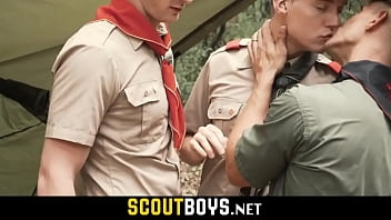 Big Cock Threeway Between Hunk And Twinks In Tent thumbnail