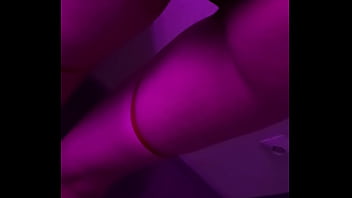 Сводный брат трахает меня