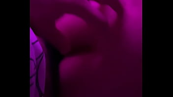 Сводный брат трахает меня