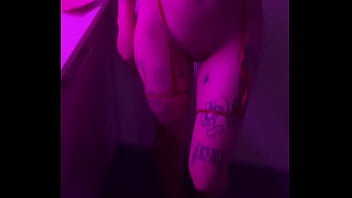 Сводный брат трахает меня