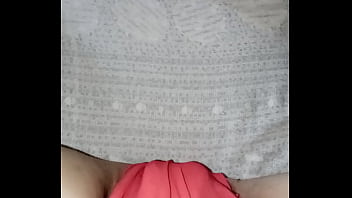 Gretala pelosissima in slip red