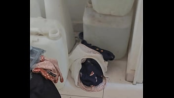 Bragas recién quitadas d mi sobrina