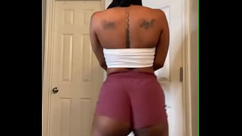 M i tai ass shaking 2