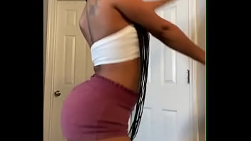 M i tai ass shaking 2