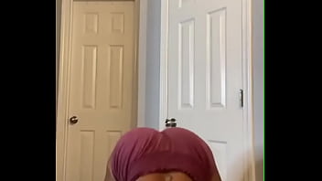 M i tai ass shaking 2