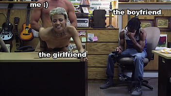 Xxxpawn dude so broke he pimped out his girlfriend roggie zee for rent money smh