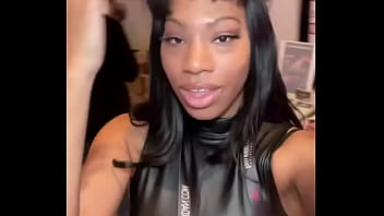 Come say hi visit me today at the idealimagemodel booth #251#avn #danisynclair #avnshow #idealimagemodel