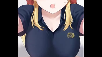 Una chica caliente quiere que su amigo haga cosas