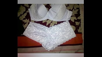 Tangas de su primogénita