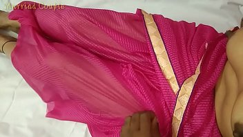 देशी भाभी के घर मे जाकर चोदा