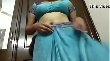 Irresistible boob show by bigg boob girl on cam by stripping blouse xvideos com