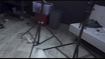 Ask the permission before to look at the pussy of alexiscrystal3 #bts #pornbts #xxx #behindthescenes #behindporn #ana