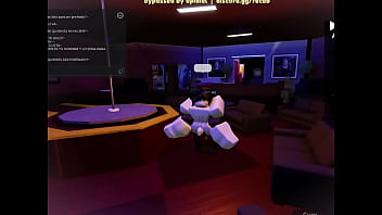 Negro se folla a lindo femboy blanco con culo gordo en roblox