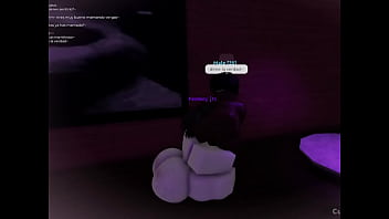 Negro se folla a lindo femboy blanco con culo gordo en roblox