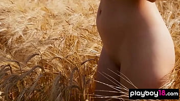 Smiling naked blondie showing us around her amazing body