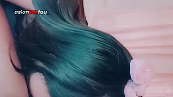 Petite asian cutie sucked and let herself get fucked