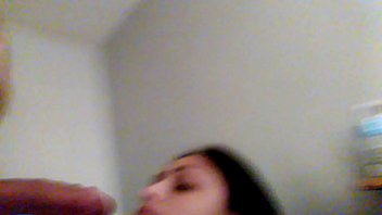 Latina amateur wife superhead deepthroat blowjob facial