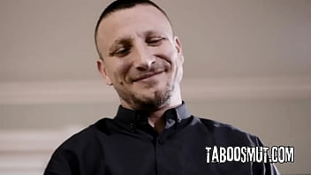 Blonde babe hairy pussy pounded by the cable guy