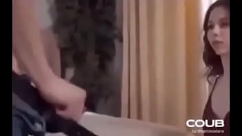 Wey saca guitarra de sus pantalones