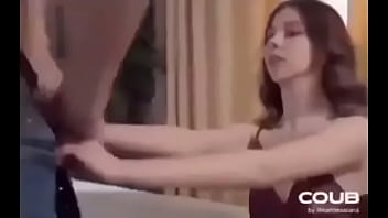 Wey saca guitarra de sus pantalones