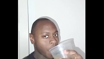 A free blog about other things with green tea that i normally add to water to drink at home to keep allergies from happening 2