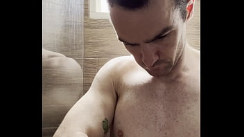 I trim my sweaty hairy armpits chest and arms after the gym to prepare for a photoshoot next week behind the scenes