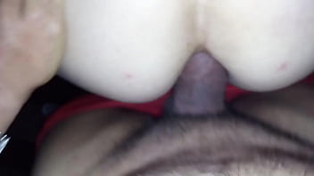 A magrela do churrasco sofreu pra dar a bundinha