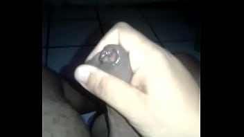 Precisando ser agasalhado