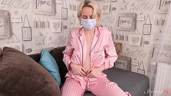 Blonde cutie hanna rey is rubbing her meaty clit till her cunt is all wet