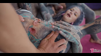 Double anal penetration for heavily tattooed anuskatzz sloppy bj atm and big anal gapes