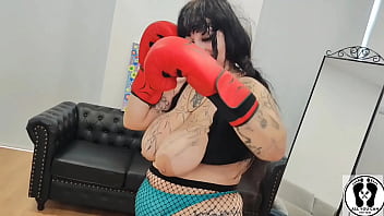 Hot boxing personal training chubby girl