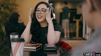 Love doll obsessed guy gets tinder date involved in it Love doll obsessed guy gets tinder date involved in it