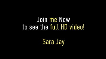 Blonde cutie dani arcadia eats busty boss sara jay out on a desk