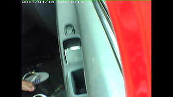 Amo que meu marido me leve pra passear e me expor para estranhos nas ruas amo ser apalpada por estanhos e punhetarem em cima de mim