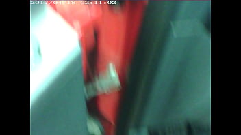 Amo que meu marido me leve pra passear e me expor para estranhos nas ruas amo ser apalpada por estanhos e punhetarem em cima de mim