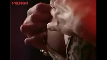 Ensaio sensual da funkeira mulher maçã