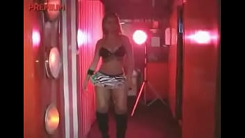 Ensaio sensual da funkeira mulher maçã