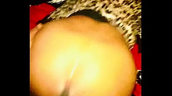 She cannot stop creaming