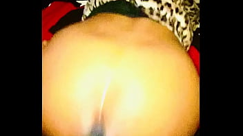 She cannot stop creaming