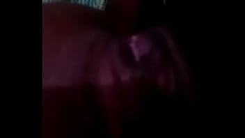 Relaxando com banana e me chamando gozando duas ve