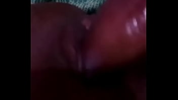 Relaxando com banana e me chamando gozando duas ve