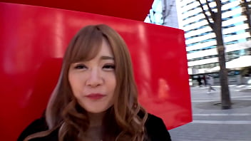 パート1【デカチン限定チ●コソムリエ兼舐めダルマ女子】セックス前に毎回恒例のチ●コ計測タイム！チ●コ計測するも予想外のデカチンに大興奮！！そのまま本能の赴くままに即尺で神業フェラ披露！！舐め技に自信ありと豪語するだけありかなりの舐めスキル持ち！モンスター級デカチンを舐め舐めするとダラダラだらしなく濡れるマ●コ！そのままデカチン挿入でアへ顔絶頂からのイキ！！