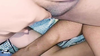 Gatita puta en celo quiere lamida de coño